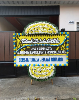 Papan Bunga Duka di Astana Anyar