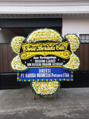 Papan Bunga Duka di Astana Anyar